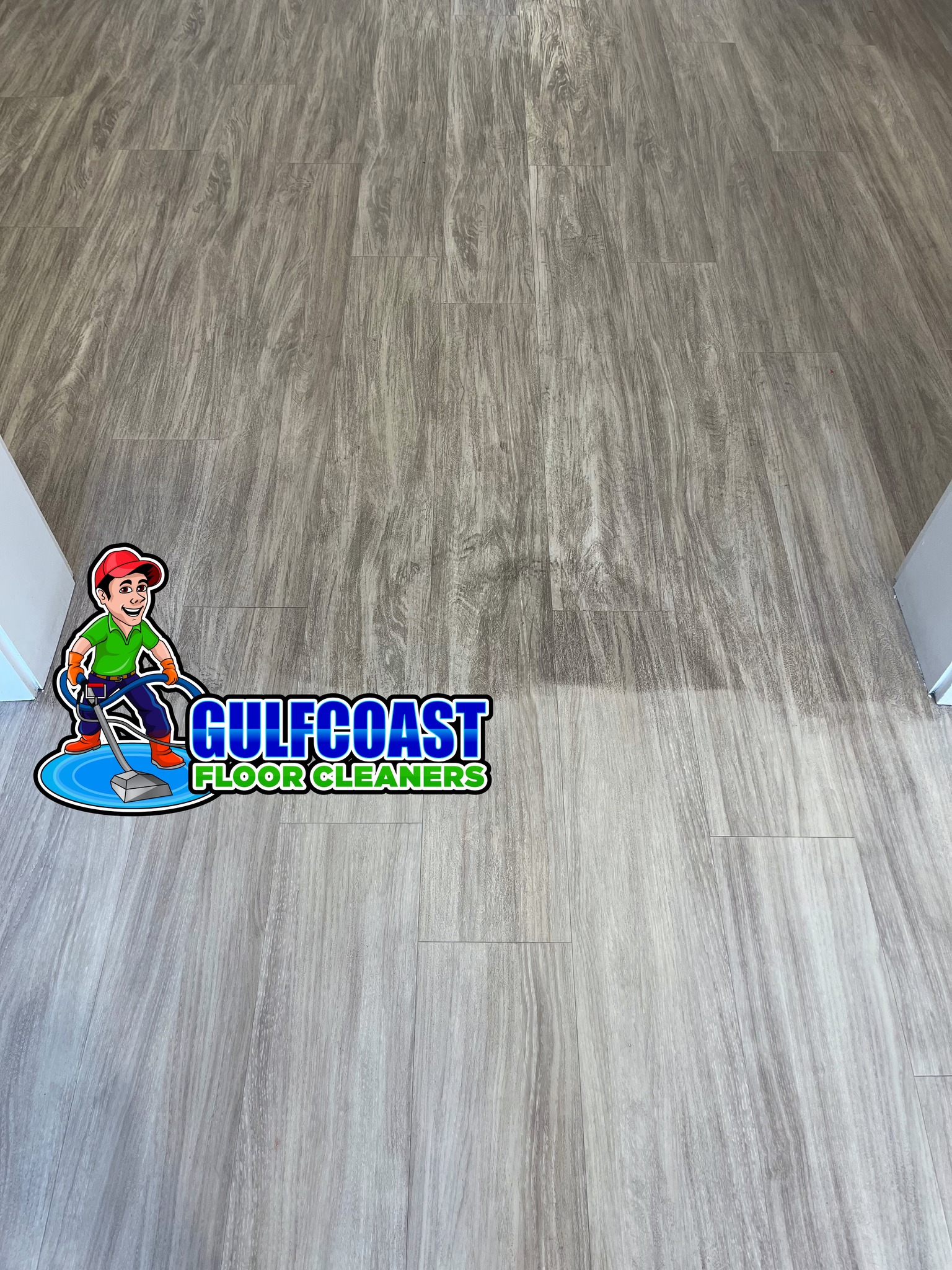 Floor cleaning clear contrast